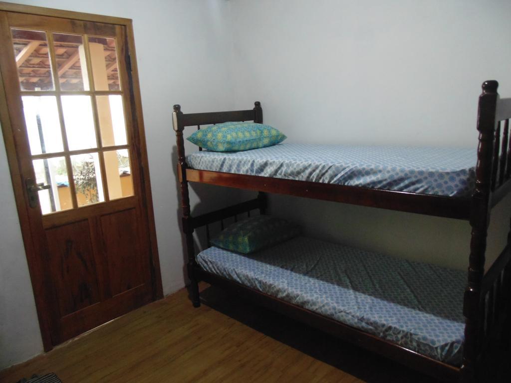 Livina Hostel Парати Экстерьер фото